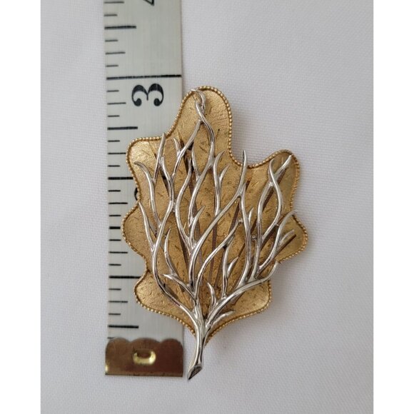 Vintage CORO Signed Gold & Silver Tone Leaf Brooch Pin - Picture 5 of 6